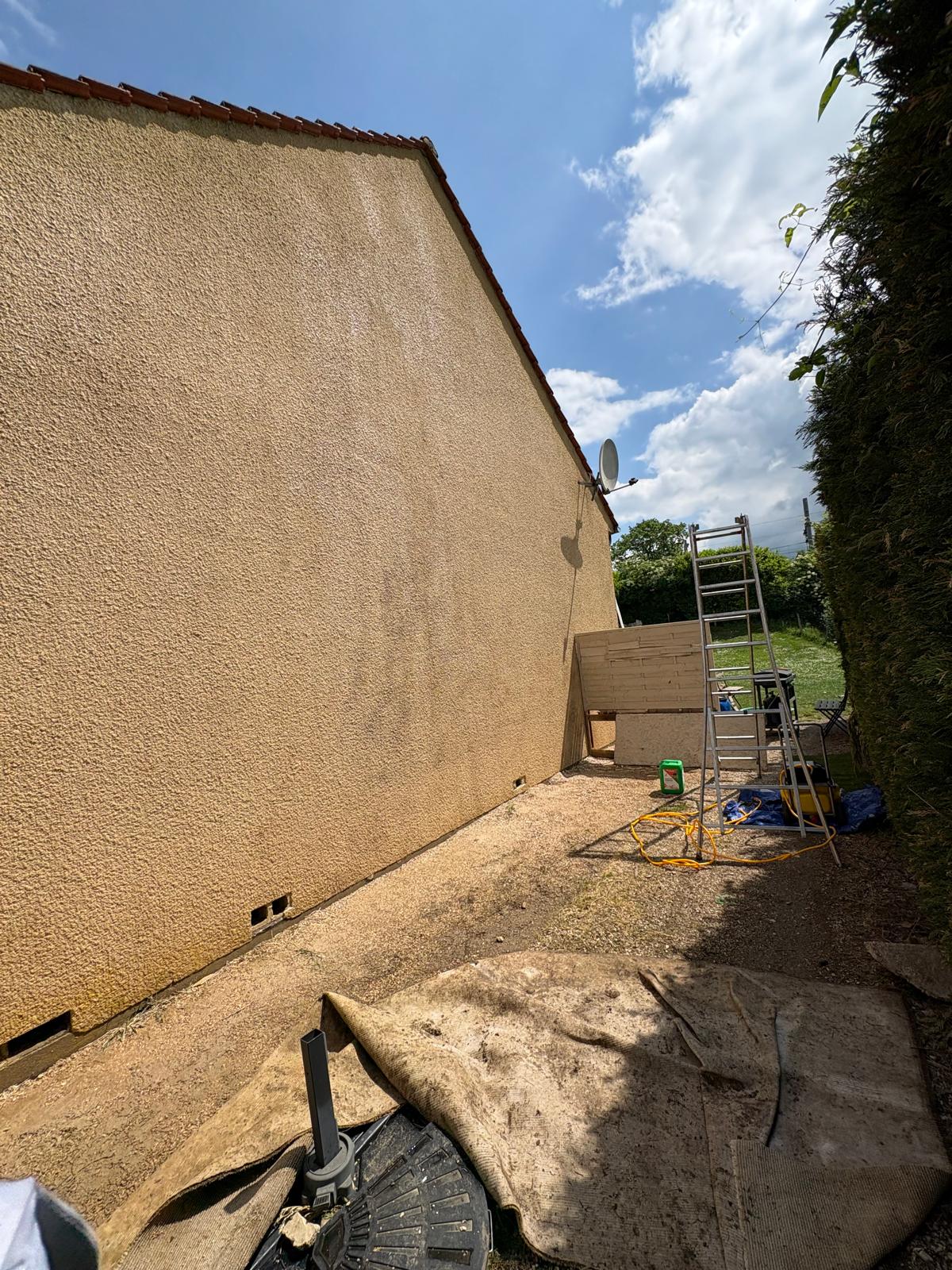 Nettoyage et peinture facade houssen 68125 après